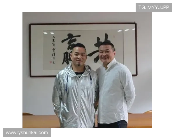 杨丽专访：探寻羽毛球冠军背后的成功秘诀与奋斗历程